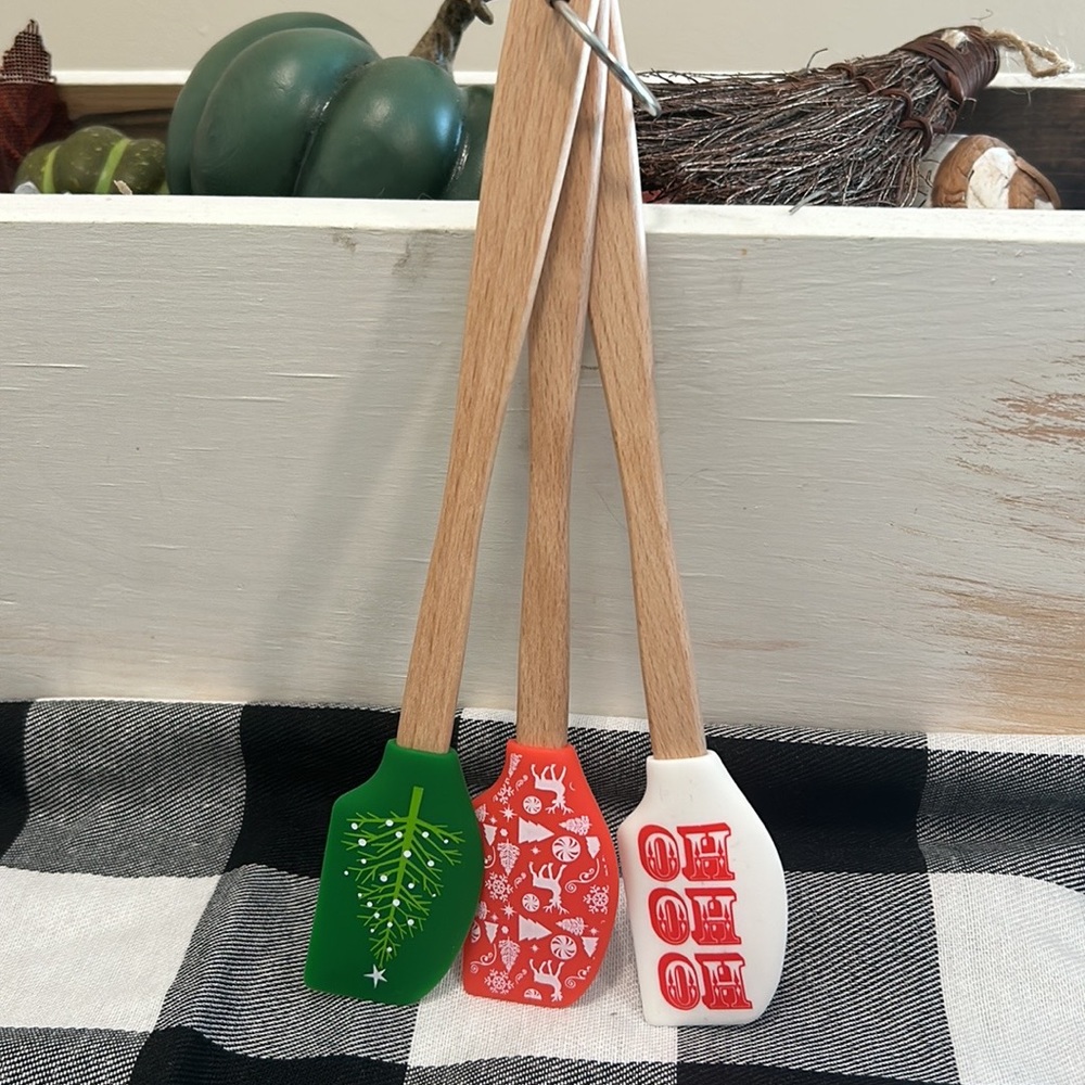 🎄▪️KOHL’S ▪️ 3 - Piece Mini Silicon Spatula Set